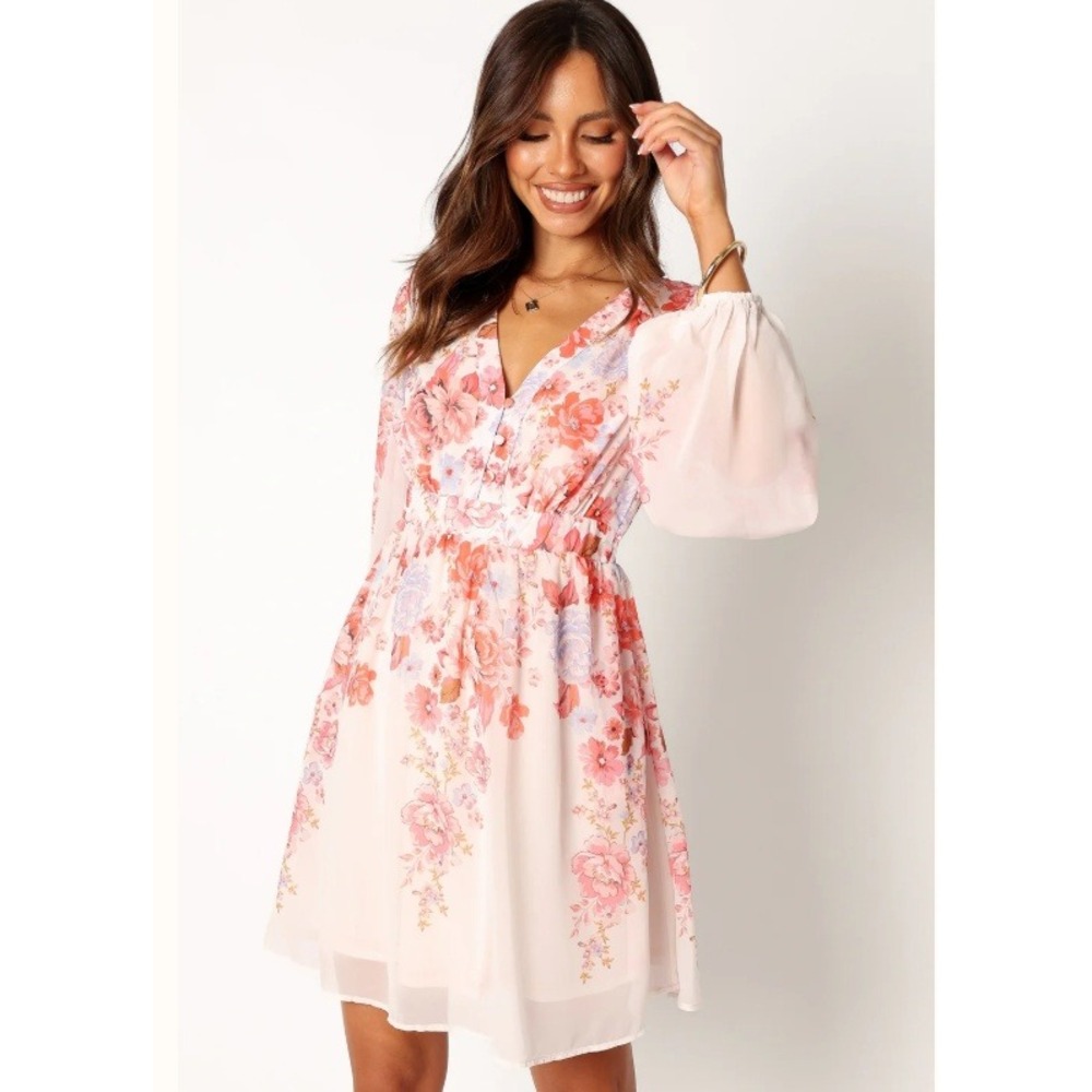Petal & Pup Hattie Floral Mini Dress‎ Women's XS V-Neck Chiffon